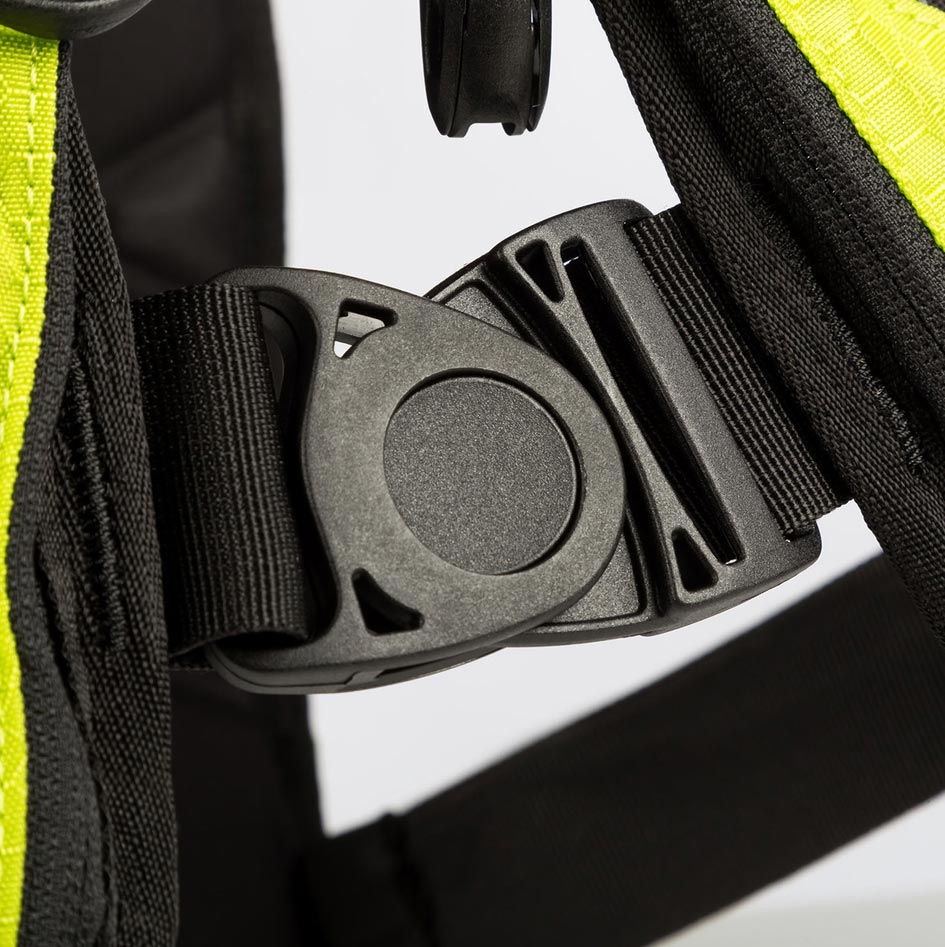 Nac-Pak-With-Shape-Shift-3L-Hydrapak_3499-000_Lime_07-Klim