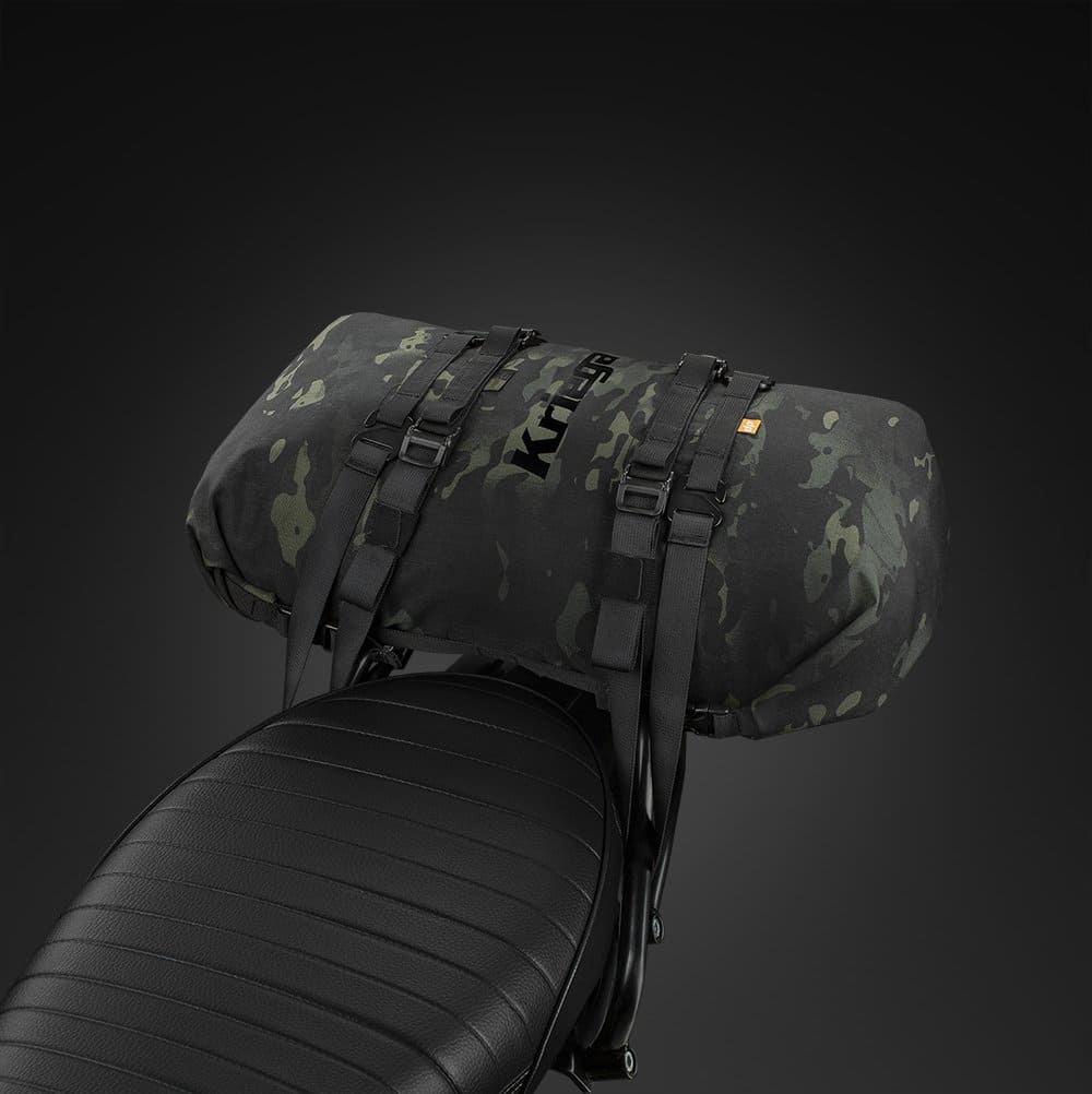 Kriega Rollpack 20 - Multicam Black - Explorcom spécialiste équipement moto.