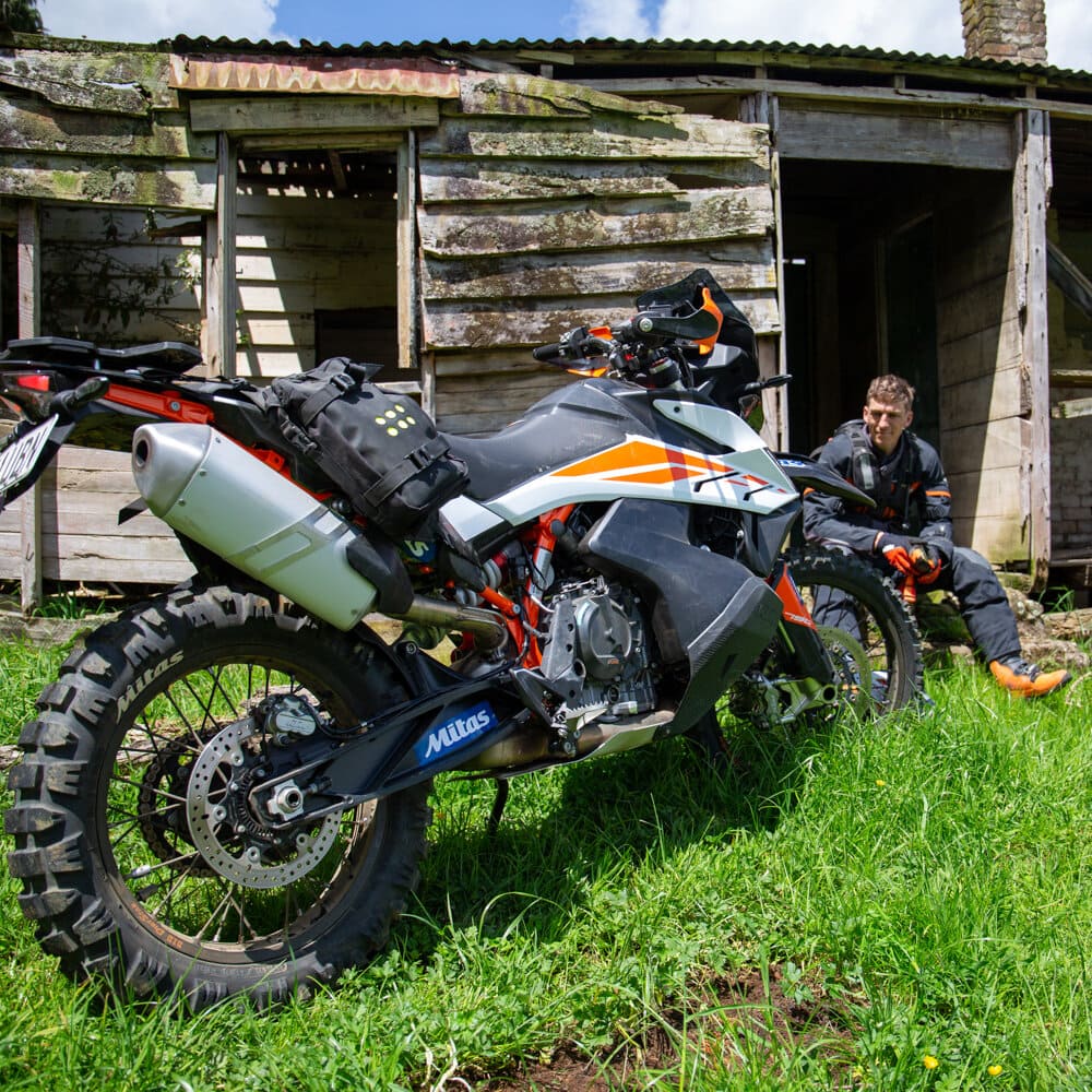 4-chris+birch+bike-KKCBHP Chris Birch Pocket - Explorcom spécialiste équipement moto.