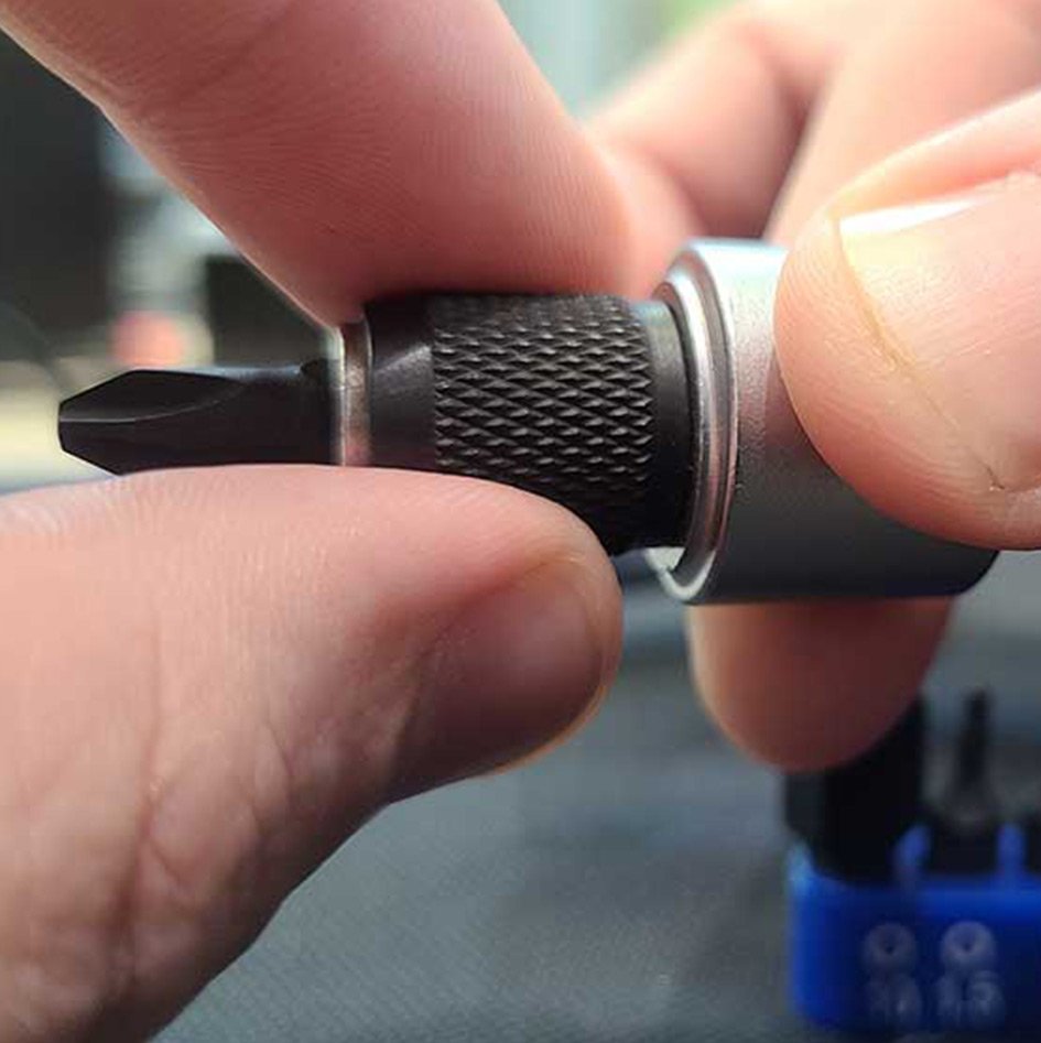 Douille 3/8″ Porte EmboutDouille 3/8″ Porte Embout 14″ Extra résistant magnetic à bague de verrouillage 100Nm-3 Douille 3/8″ Porte Embout 14″ Extra résistant magnetic à bague de verrouillage 100Nm sur le site Explorcom