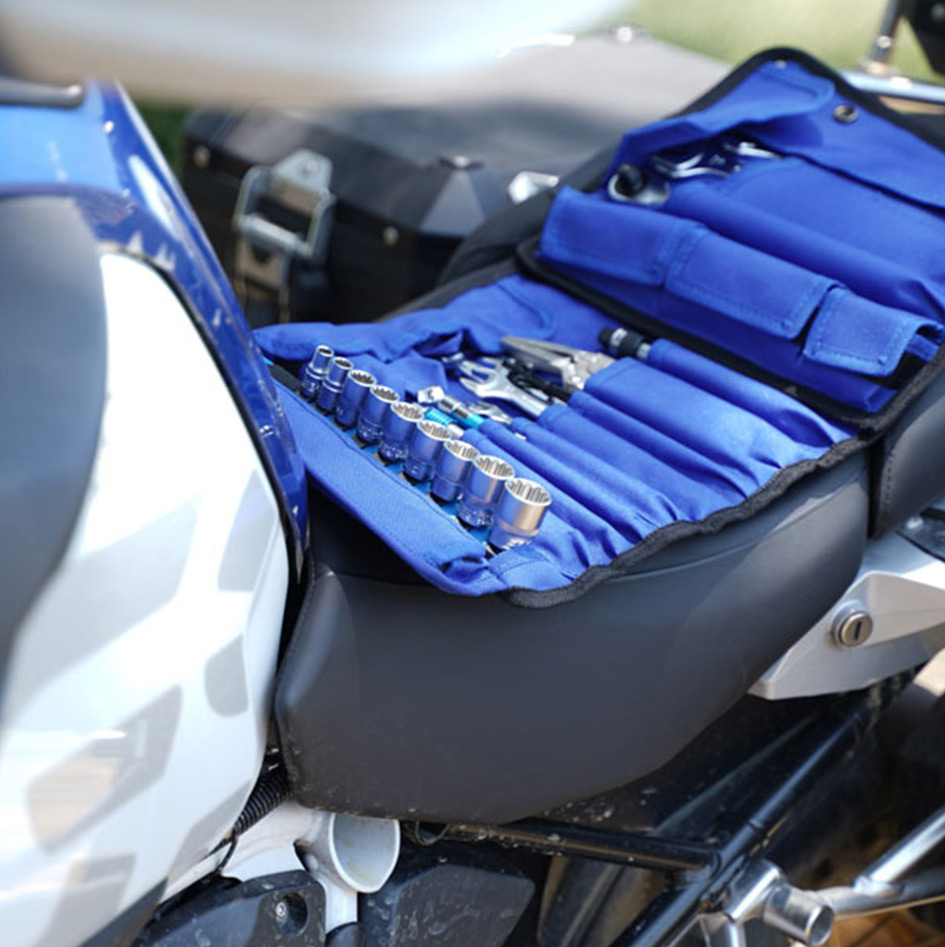 Pro Pack japonaise et Triumph sur le site Explorcom (spécialiste équipement moto)
